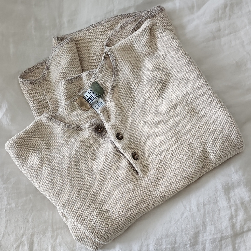 Vintage City Streets Casual Collection Henley Sweater M